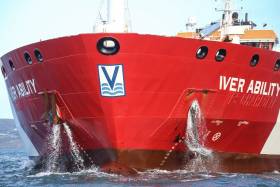 Iver Ability – a &#039;reaction&#039; onboard the Asphalt/Bitumen Tanker led to its long term anchorage on Dublin Bay from August 2016 to January 2017