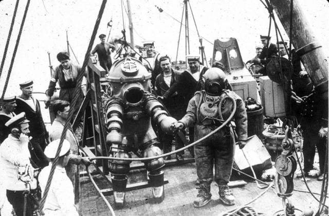 Preparing the Tritonia diving suit for descent to the Lusitania in 1935