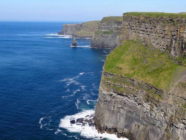The Cliffs of Moher looking towards O'Brien's Tower