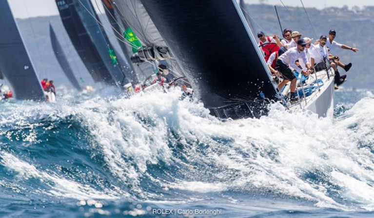 The sparkling breeze which brought the start of the 75th Rolex Sydney Hobart race to life is now fading as the fleet makes southing.