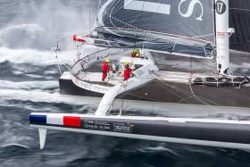 The IDEC SPORT maxi-trimaran aims to complete its round the world record breaking bid in a time of less than 45 days