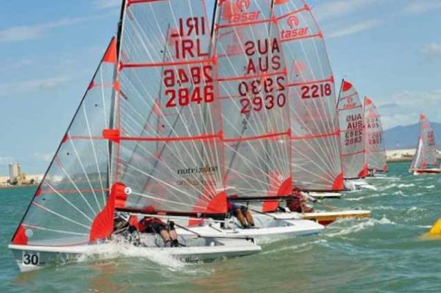Flying the flag for Ireland – a very neat start for IRL 2846 in the 2018 Australian Tasar Nationals in Darwin.