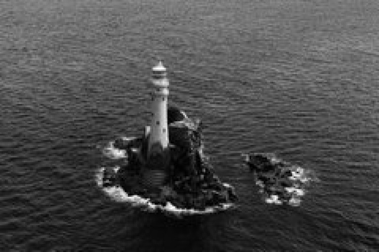 As part of the Dublin Festival of History, Dr Eoin Kinsella will present a talk on Irish Lighthouses and Safeguarding Ireland’s Coasts 1914–23. The free -online event is tomorrow, Thursday, 7 October 